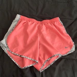 Nike Running Shorts Size Girls Large